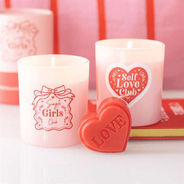 Single Girls Club Wild Strawberry Candle Single Girls Club Wild Strawberry Candle
